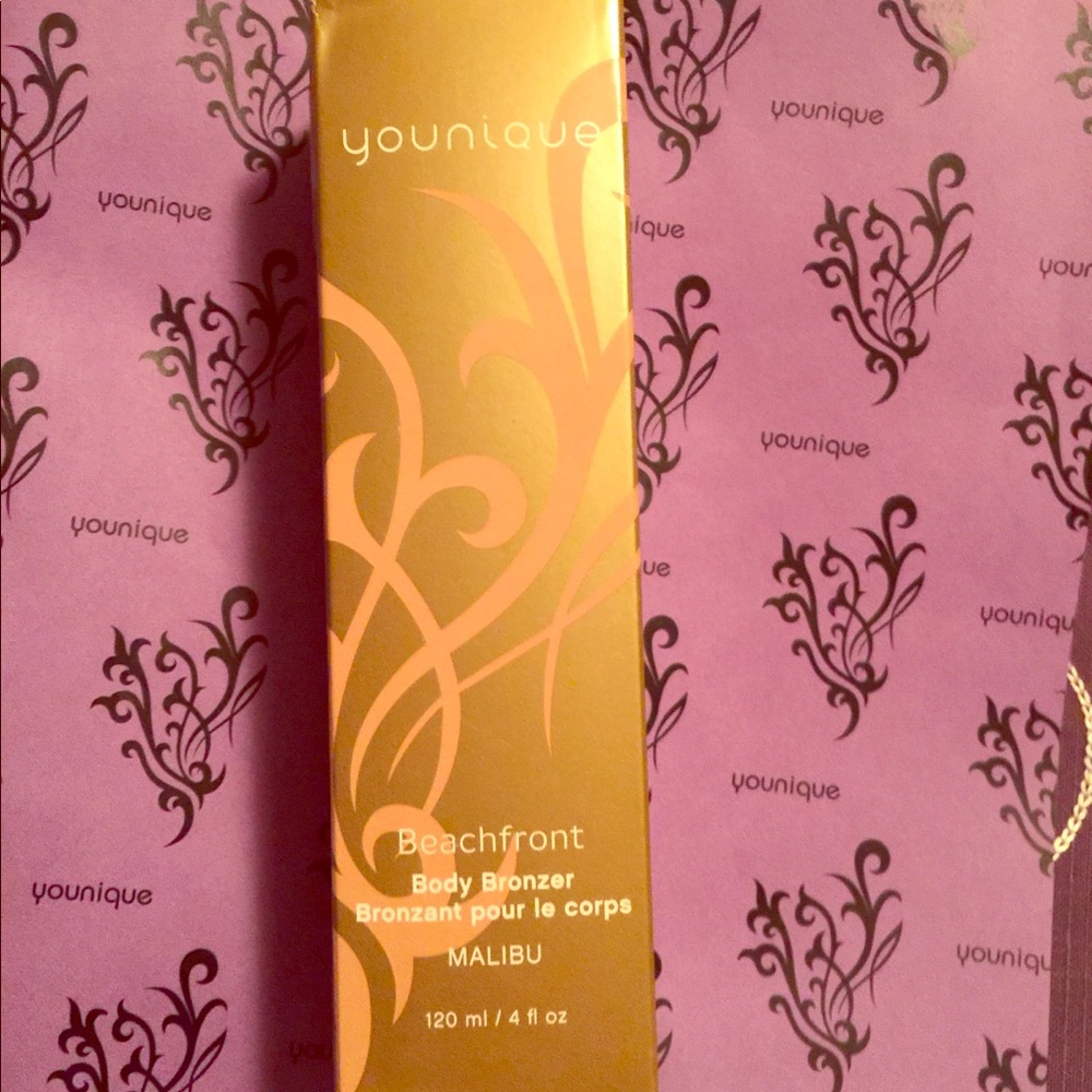 Younique Beachfront Body Bronzer